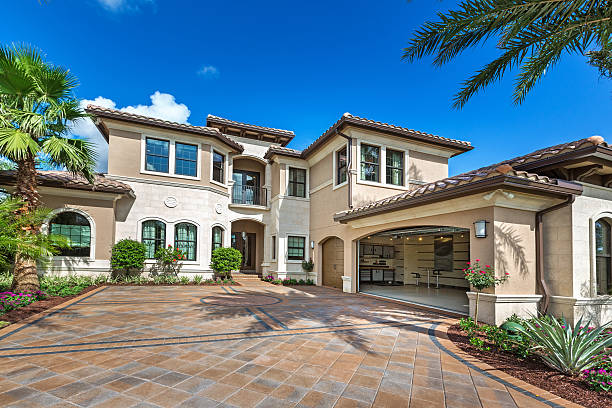 Best Interlocking Driveway Pavers  in Cleburne, TX